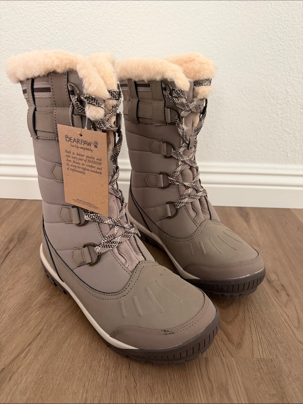Bearpaw women’s Desdemona Stone boots